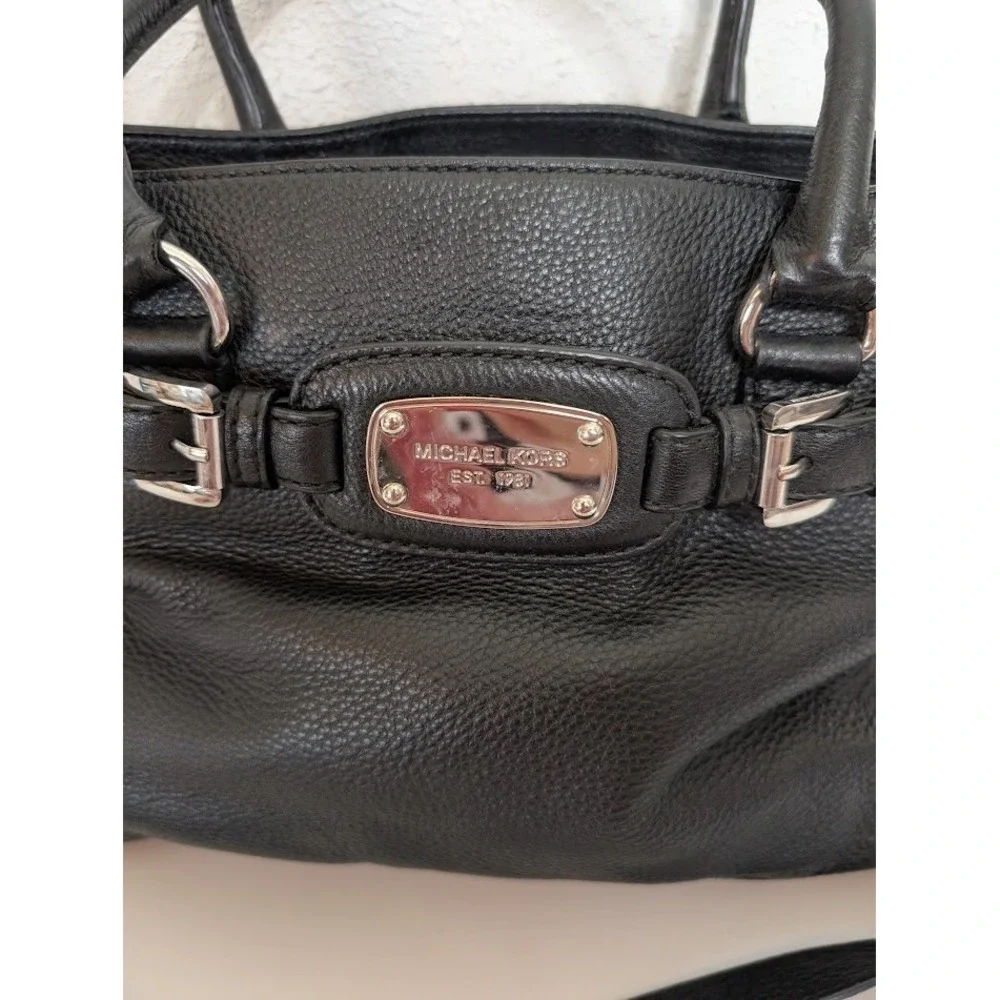 Michael Kors Hamilton Black Leather Shoulder Bag‎ Silver Y2k Large Buckle Detail
